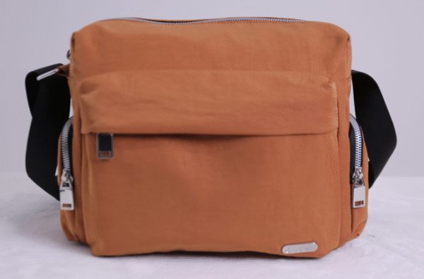 Nylon shoulder bag - Image 4